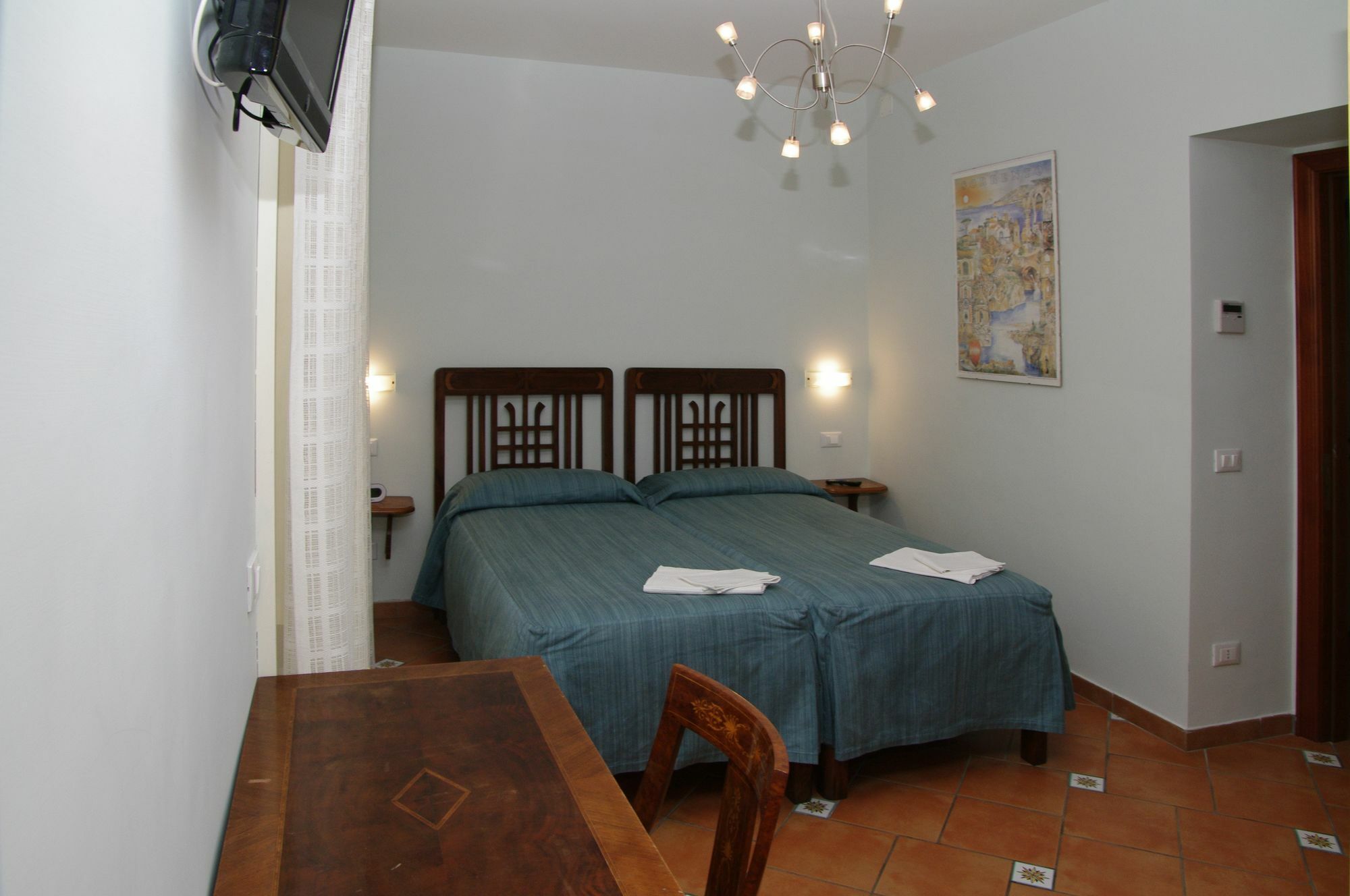 Dolcevitasorrento Guest House ภายนอก รูปภาพ